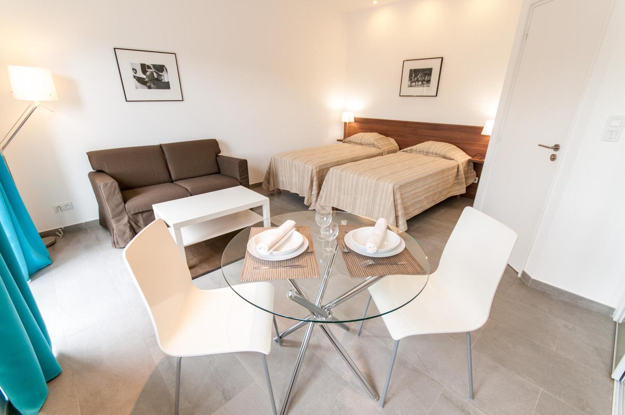 Domaine Equestre De La Chenaie Apartment Сомюр Екстериор снимка